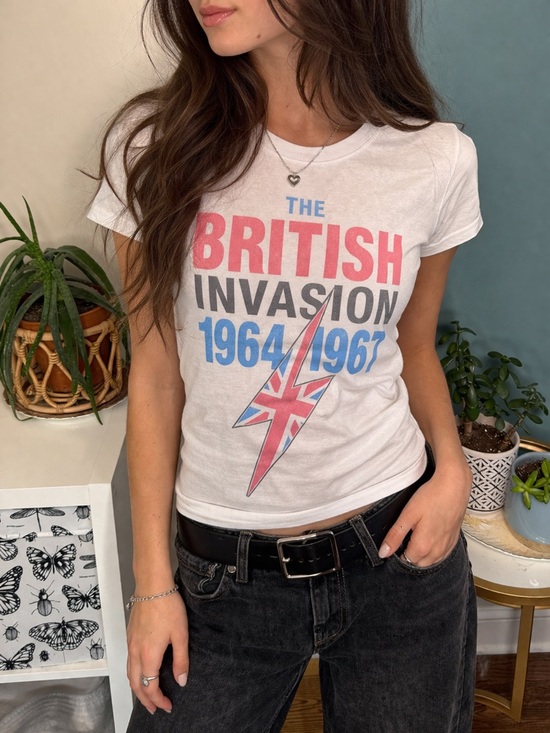 Urban Outfitters Tops - Urban Outfitters British Invasion Graphic Tee Y2K Lightning White Cotton S